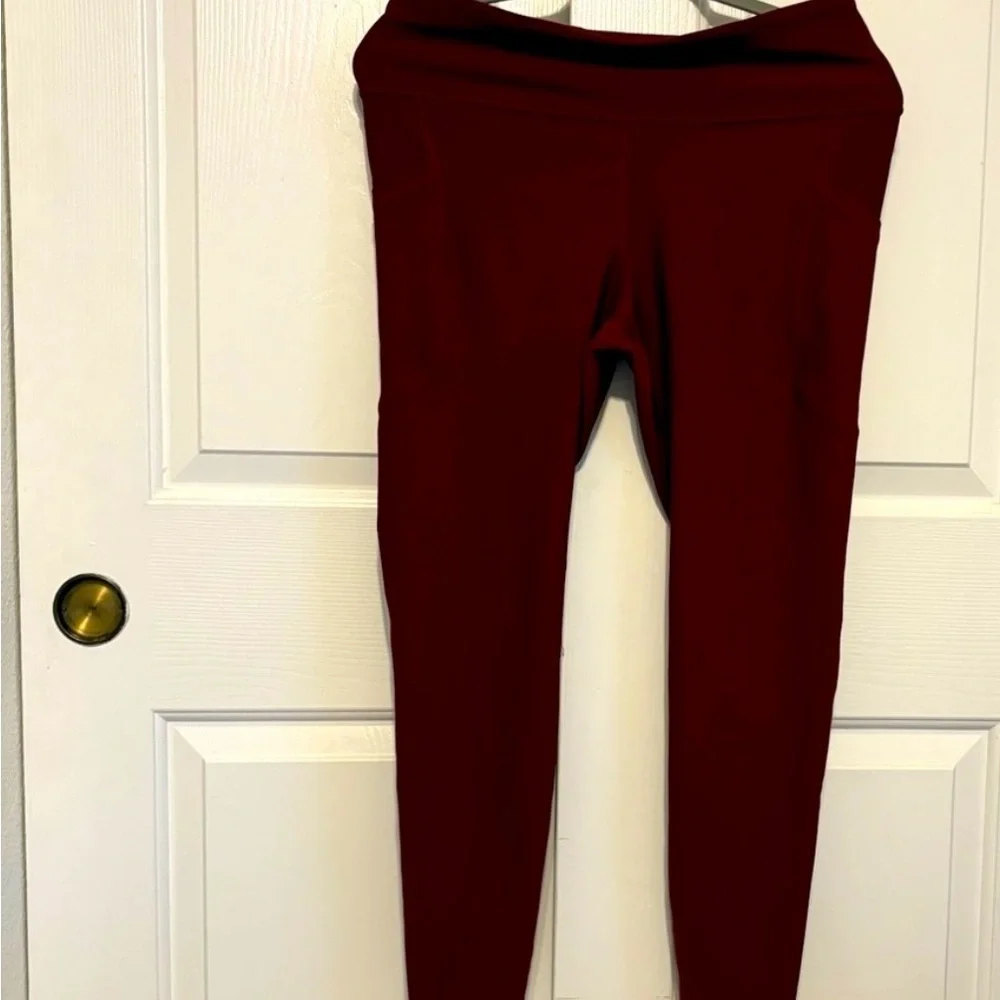Lot of Two Old Navy Powersoft Active Leggings - Picture 5 of 7